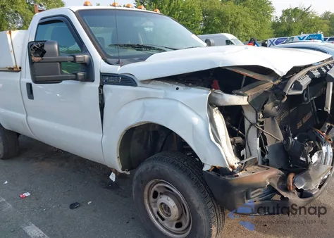 2014 Ford F-250 Xl из США, поврежденный, VIN 1FTBF2B60EEA06623